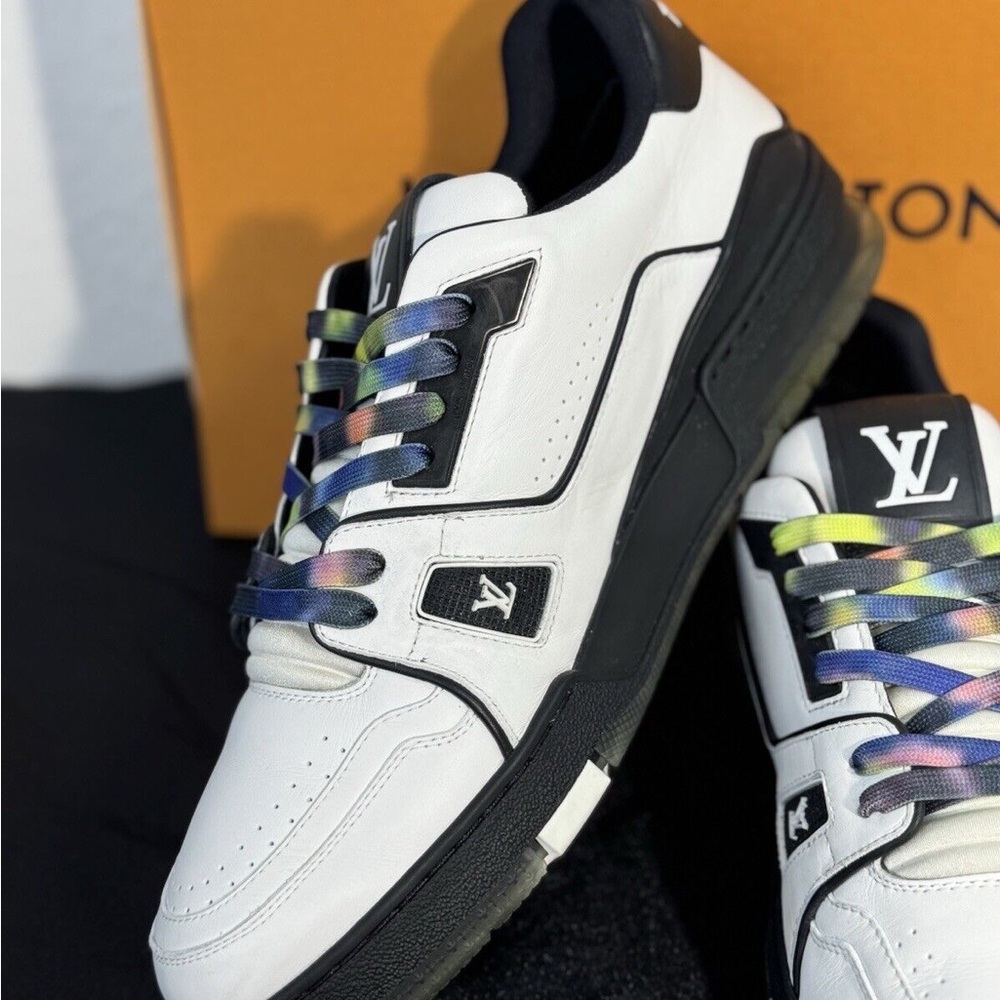 Louis Vuitton LV Trainer Sneakers